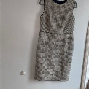 Tan Sleeveless Sheath Midi Dress with Crew Neck for Work